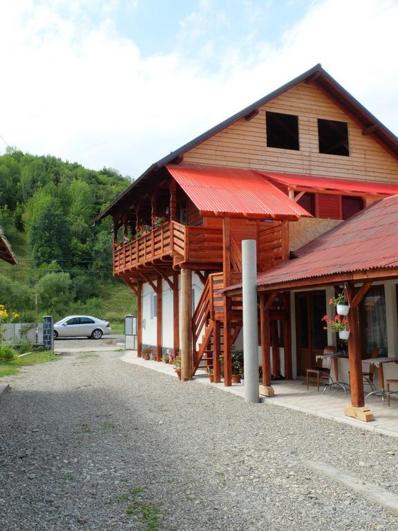 Pension Ioana Lavita Vadu Izei Esterno foto